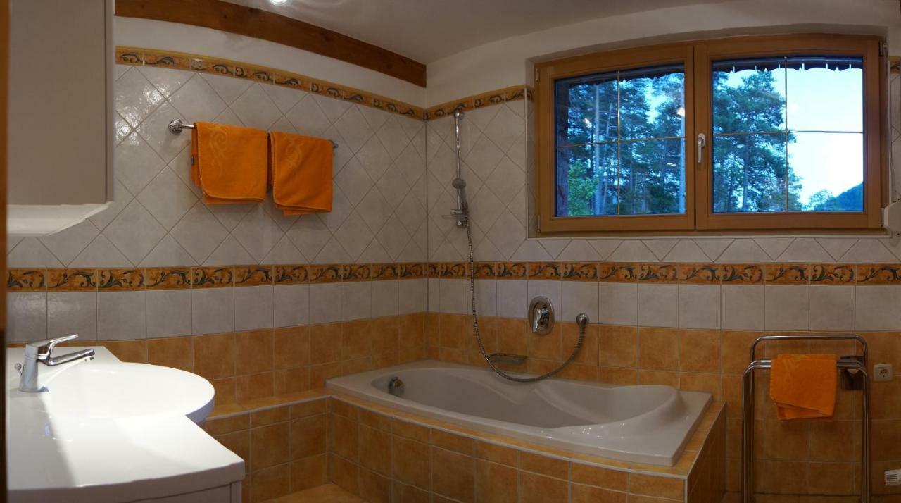 St. Hubertus Apartment Pettneu am Arlberg Exterior photo