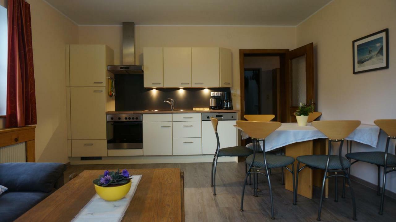 St. Hubertus Apartment Pettneu am Arlberg Exterior photo